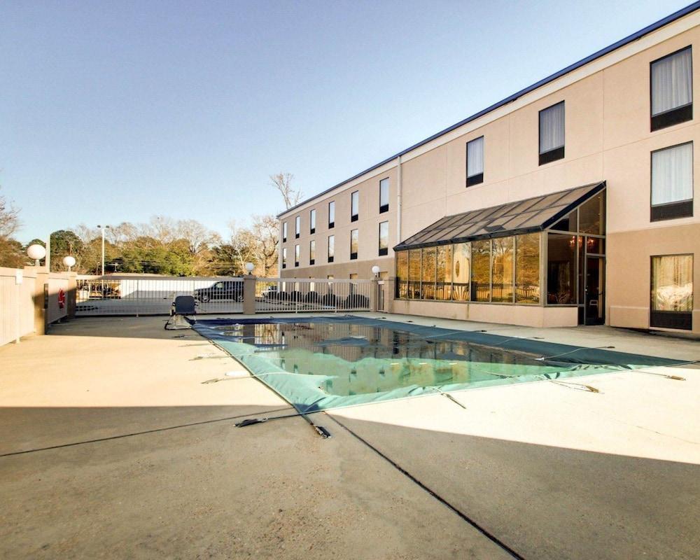 Comfort Inn Pearl-Jackson Exterior photo