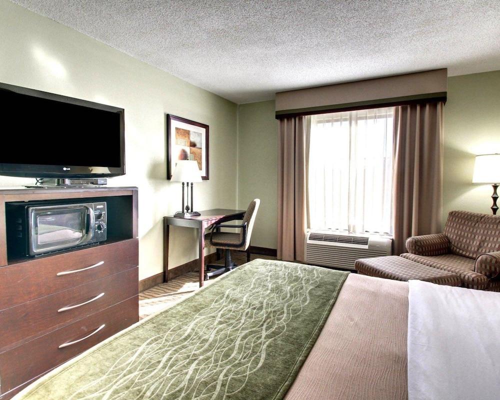 Comfort Inn Pearl-Jackson Exterior photo