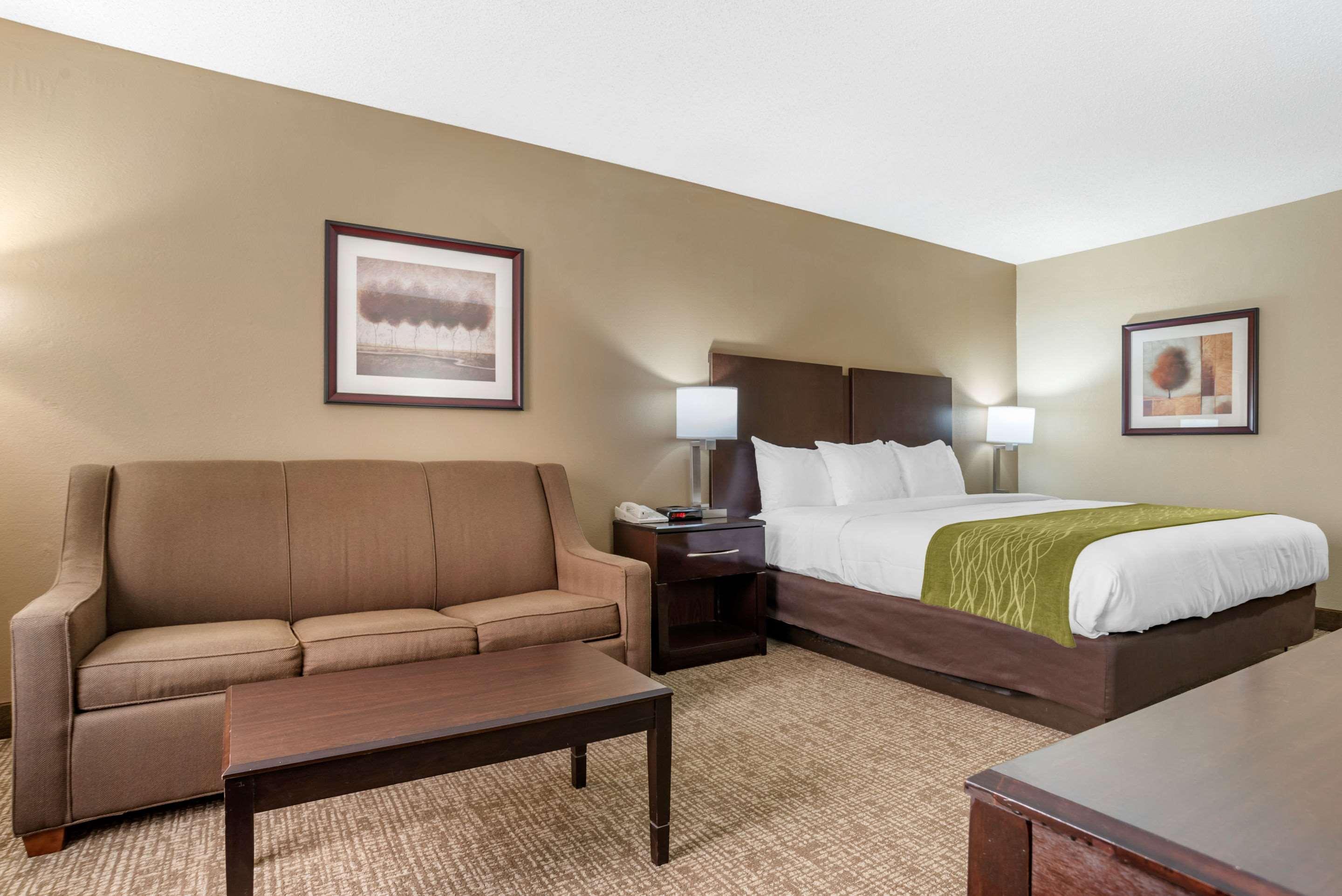 Comfort Inn Pearl-Jackson Exterior photo